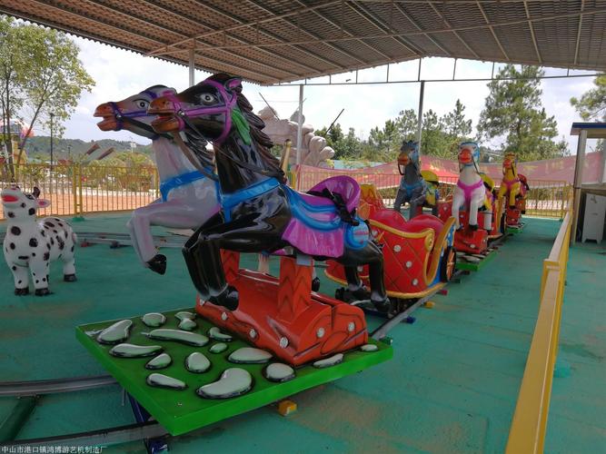 厂家直销定制 木马铁道 儿童户外游乐设备 游乐园设备